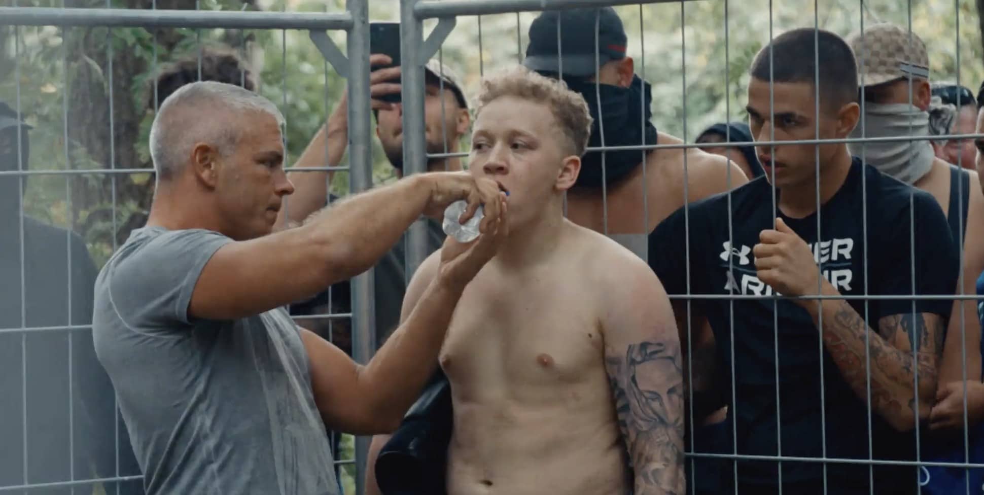 Corner – Hoodfights